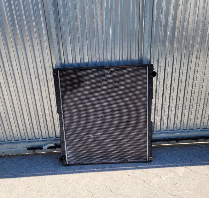 CHLODNICA WODY SCANIA R 1784616 ORYGINAŁ SZCZELNA - 散热器 适用于 卡车:图1 CHLODNICA WODY SCANIA R 1784616 ORYGINAŁ SZCZELNA - 散热器 适用于 卡车:图1