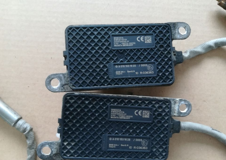CZUJNIK NOX MERCEDES ACTROS A 0101531628 - 传感器:图1 CZUJNIK NOX MERCEDES ACTROS A 0101531628 - 传感器:图1