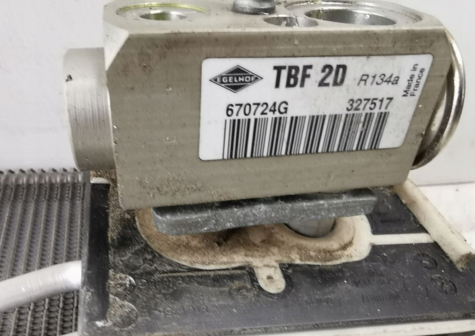 Chłodnica nagrzewnicy Mercedes actros mp4 - 暖通系统 适用于 卡车:图3 Chłodnica nagrzewnicy Mercedes actros mp4 - 暖通系统 适用于 卡车:图3