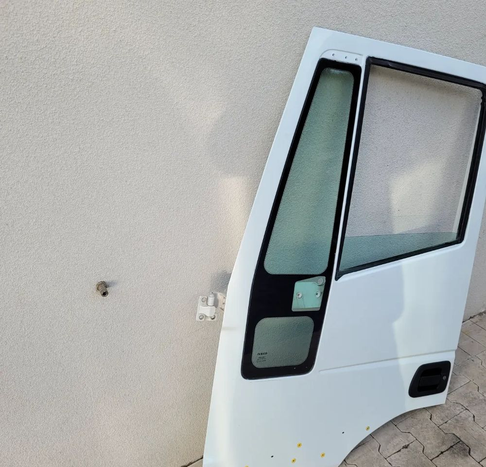 DRZWI LEWE IVECO EUROCARGO - 车门及其零件 适用于 卡车:图3 DRZWI LEWE IVECO EUROCARGO - 车门及其零件 适用于 卡车:图3