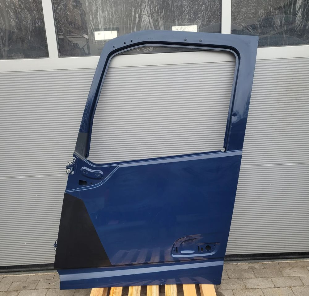 DRZWI LEWE VOLVO FH4 FH5 ORYGINAŁ CHWALIM116 - 车门及其零件 适用于 卡车:图1 DRZWI LEWE VOLVO FH4 FH5 ORYGINAŁ CHWALIM116 - 车门及其零件 适用于 卡车:图1