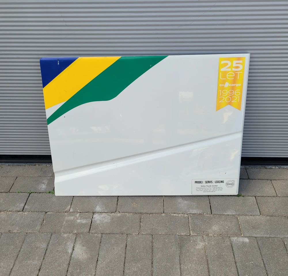 DRZWI SCHOWKA LH VOLVO FH4 ORYGINAŁ CHWALIM116 - 车门及其零件 适用于 卡车:图1 DRZWI SCHOWKA LH VOLVO FH4 ORYGINAŁ CHWALIM116 - 车门及其零件 适用于 卡车:图1