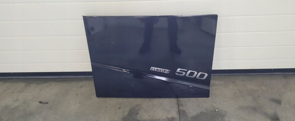 DRZWI SCHOWKA VOLVO FH4 ORYGINAL PRAWE - 车门及其零件 适用于 卡车:图1 DRZWI SCHOWKA VOLVO FH4 ORYGINAL PRAWE - 车门及其零件 适用于 卡车:图1