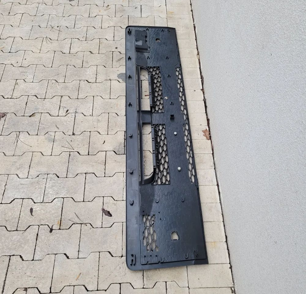 GRILL ATRAPA VOLVO FH4 ORYGINAŁ OM 82316693 - 格栅 适用于 卡车:图2 GRILL ATRAPA VOLVO FH4 ORYGINAŁ OM 82316693 - 格栅 适用于 卡车:图2