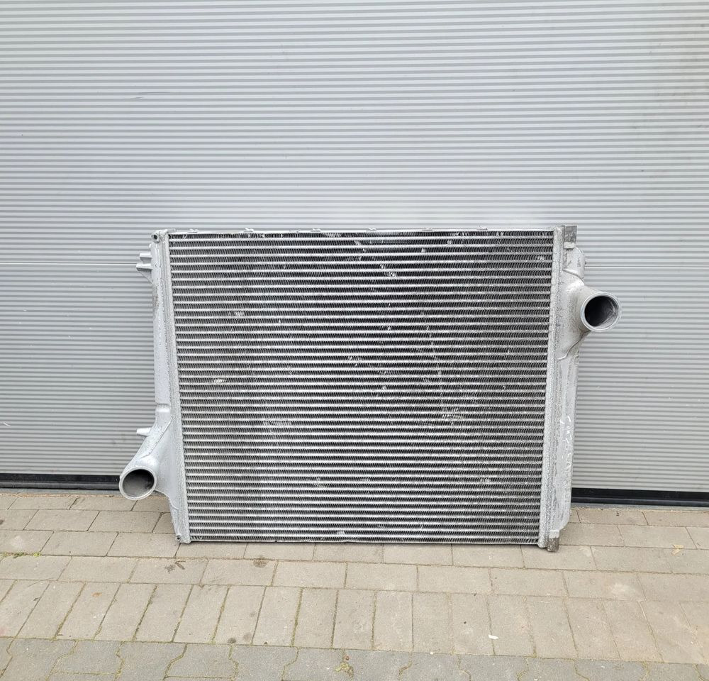 INTERCOOLER RENAULT GAMA T ORYGINAL SZCZELNA 7421892738 CHWALIM116 - 中冷器 适用于 卡车:图1 INTERCOOLER RENAULT GAMA T ORYGINAL SZCZELNA 7421892738 CHWALIM116 - 中冷器 适用于 卡车:图1
