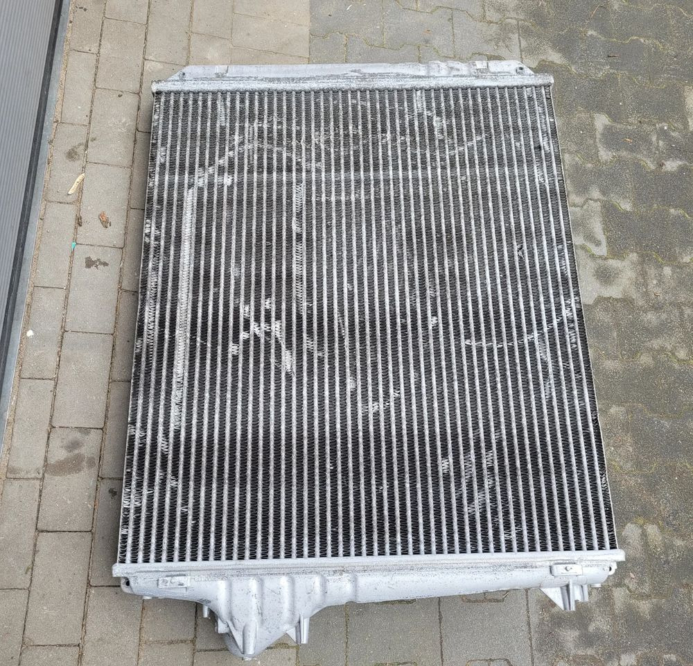 INTERCOOLER RENAULT GAMA T ORYGINAL SZCZELNA 7421892738 CHWALIM116 - 中冷器 适用于 卡车:图2 INTERCOOLER RENAULT GAMA T ORYGINAL SZCZELNA 7421892738 CHWALIM116 - 中冷器 适用于 卡车:图2