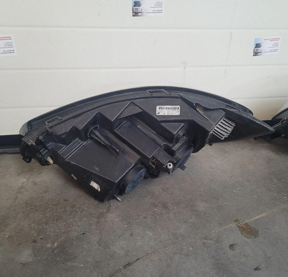 LAMPY RENAULT MASTER 3 ORYGINAŁ CHWALIM116 USZKODZONE - 灯光/ 照明 适用于 小型货车:图4 LAMPY RENAULT MASTER 3 ORYGINAŁ CHWALIM116 USZKODZONE - 灯光/ 照明 适用于 小型货车:图4