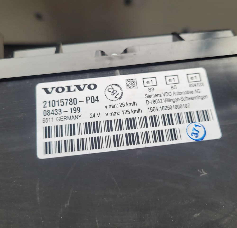 LICZNIK VOLVO FH 21015780 P04 - 仪表板 适用于 卡车:图2 LICZNIK VOLVO FH 21015780 P04 - 仪表板 适用于 卡车:图2