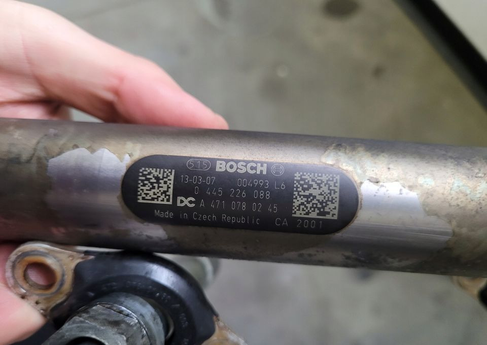 LISTWA WTRYSKOWA MERCEDES ACTROS MP4 A4710780245 - 燃料系统 适用于 卡车:图3 LISTWA WTRYSKOWA MERCEDES ACTROS MP4 A4710780245 - 燃料系统 适用于 卡车:图3