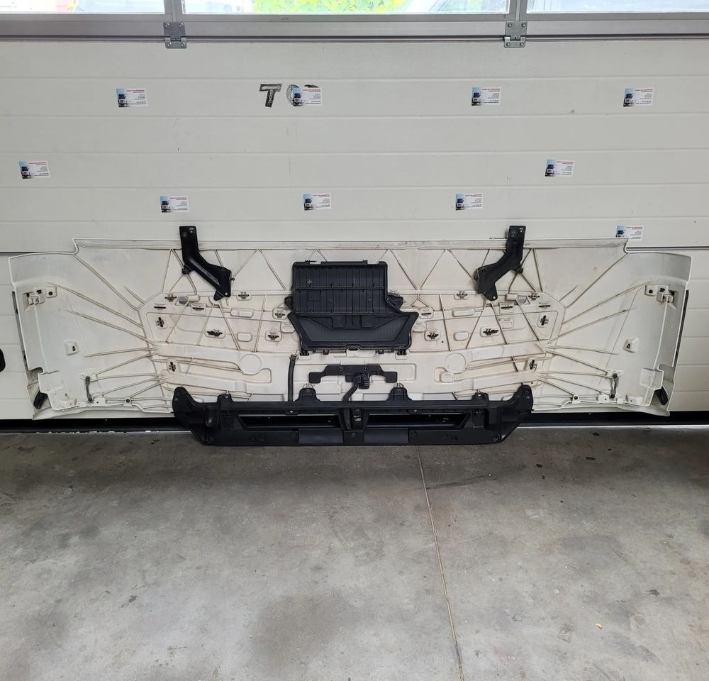 MASKA ATRAPA MAN TGX TG3 NM.ORYGINAŁ 81.61110-6112 CHWALIM116 - 引擎罩 适用于 卡车:图5 MASKA ATRAPA MAN TGX TG3 NM.ORYGINAŁ 81.61110-6112 CHWALIM116 - 引擎罩 适用于 卡车:图5