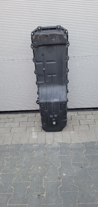 MISKA OLEJOWA VOLVO FH4 RANAULT 20522523 - 油底壳 适用于 卡车:图1 MISKA OLEJOWA VOLVO FH4 RANAULT 20522523 - 油底壳 适用于 卡车:图1