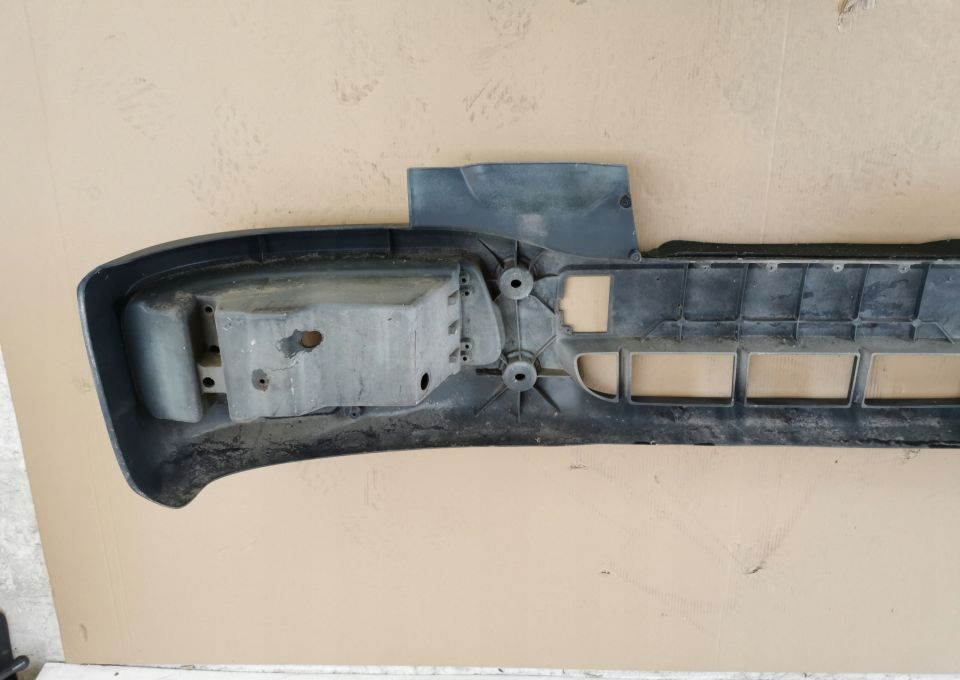 ZDERZAK IVECO EUROCARGO ORYGINAŁ 504039191 - 保险杠 适用于 卡车:图4 ZDERZAK IVECO EUROCARGO ORYGINAŁ 504039191 - 保险杠 适用于 卡车:图4