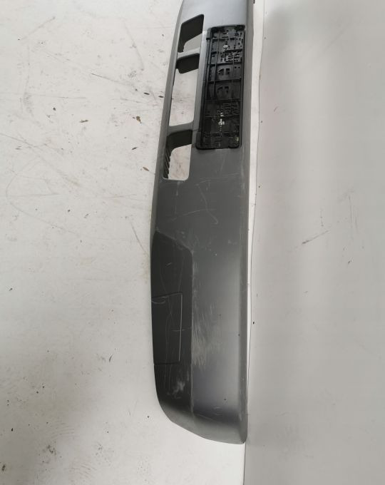 ZDERZAK MERCEDES VARIO 670 ORYGINAŁ - 保险杠 适用于 小型货车:图5 ZDERZAK MERCEDES VARIO 670 ORYGINAŁ - 保险杠 适用于 小型货车:图5