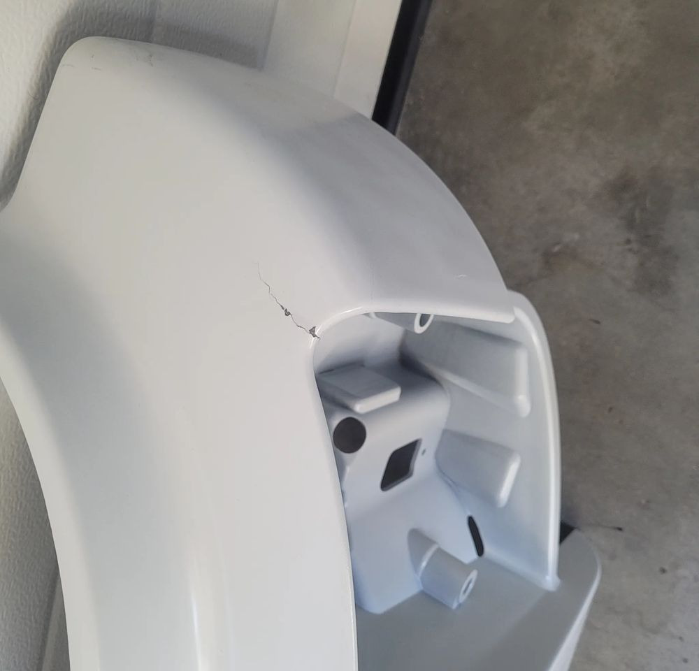 ZDERZAK VOLVO FL NOWY ORYGINAŁ WYSOKI 20958817 CHWALIM116 - 保险杠 适用于 卡车:图4 ZDERZAK VOLVO FL NOWY ORYGINAŁ WYSOKI 20958817 CHWALIM116 - 保险杠 适用于 卡车:图4