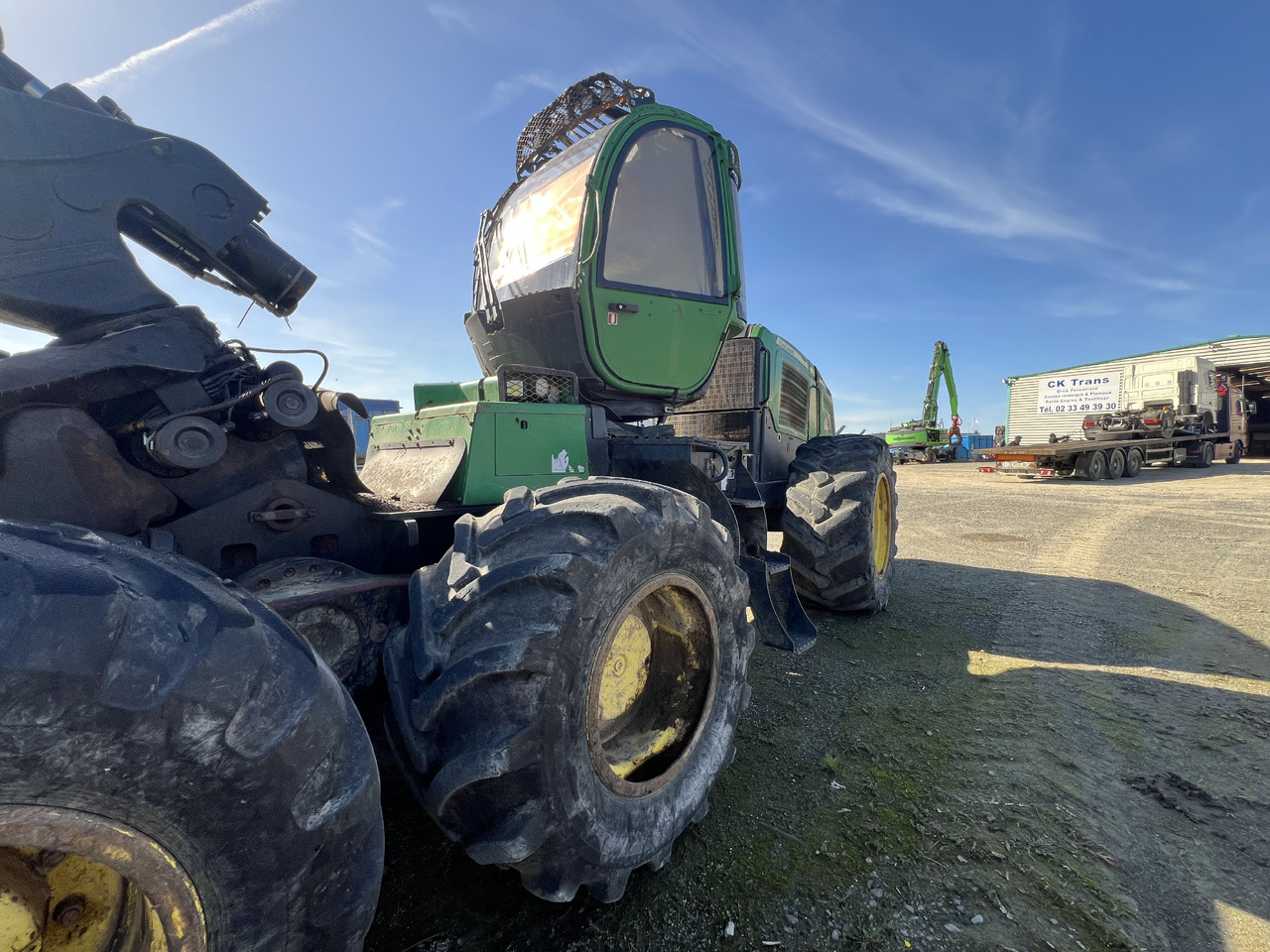 JOHN DEERE 1270E - 林业收割机:图1 JOHN DEERE 1270E - 林业收割机:图1