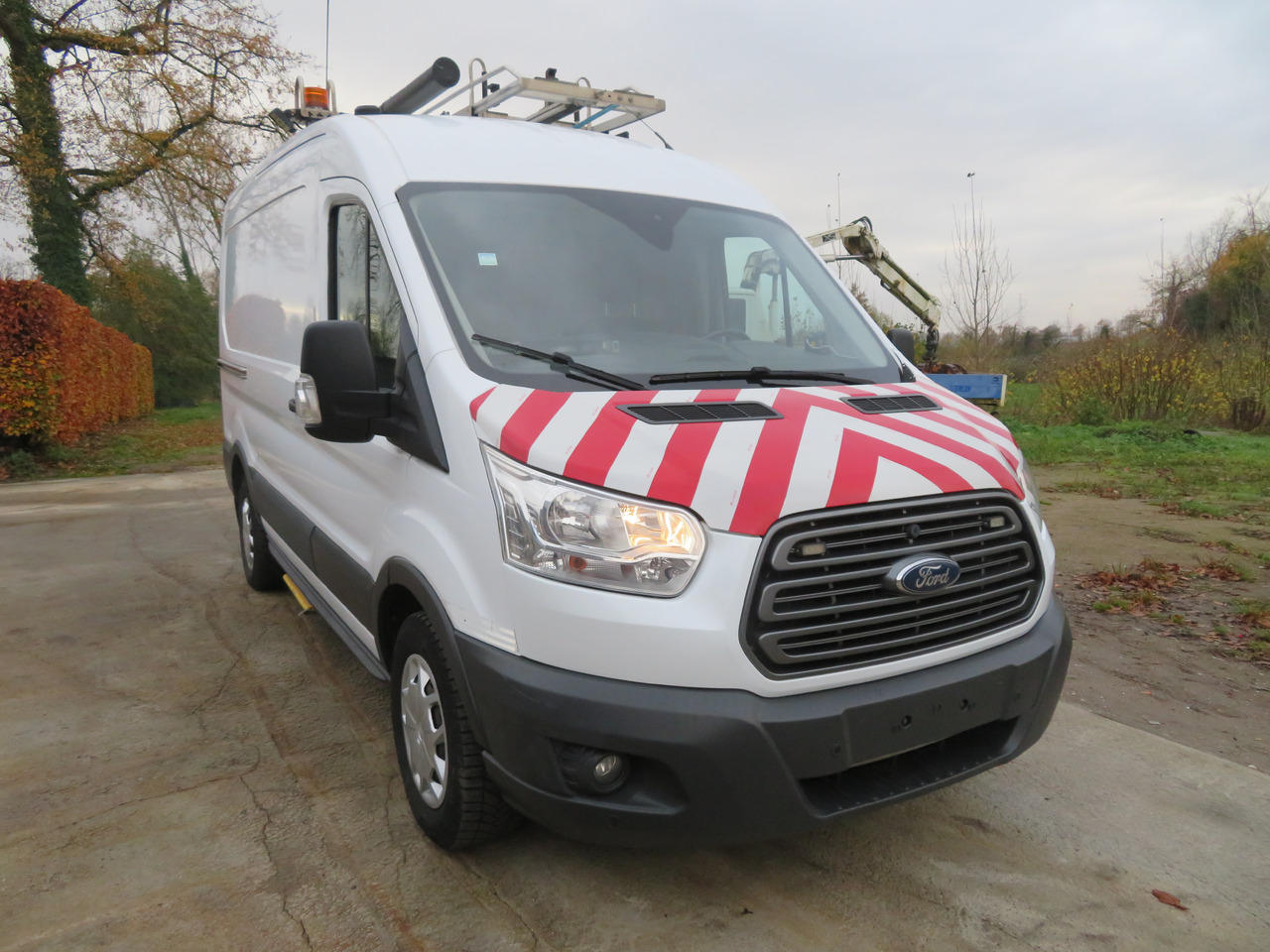 Ford Transit 2.0TDCi - L2H2 - 无侧窗厢式货车:图1 Ford Transit 2.0TDCi - L2H2 - 无侧窗厢式货车:图1