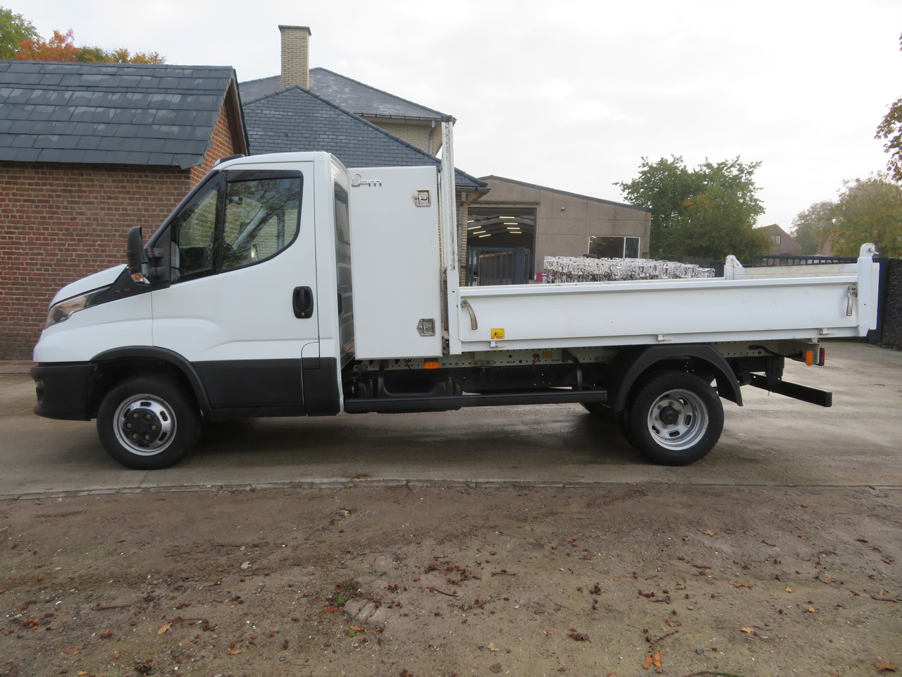 Iveco Daily 35C16 3.0 - L2 - Kipper - 翻斗货车:图4 Iveco Daily 35C16 3.0 - L2 - Kipper - 翻斗货车:图4