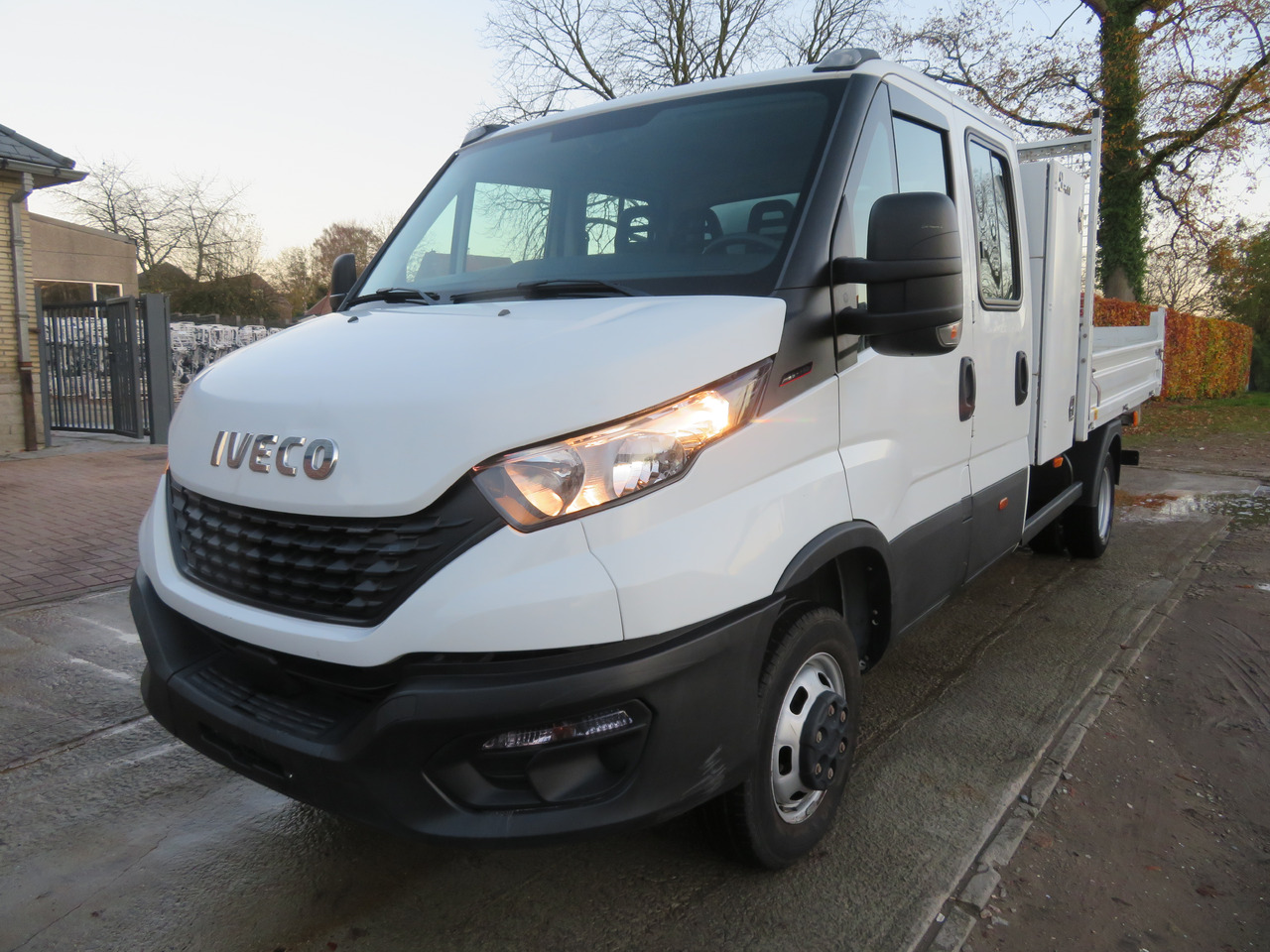 Iveco Daily 35C16 3.0 - 翻斗货车, 康比货车:图3 Iveco Daily 35C16 3.0 - 翻斗货车, 康比货车:图3