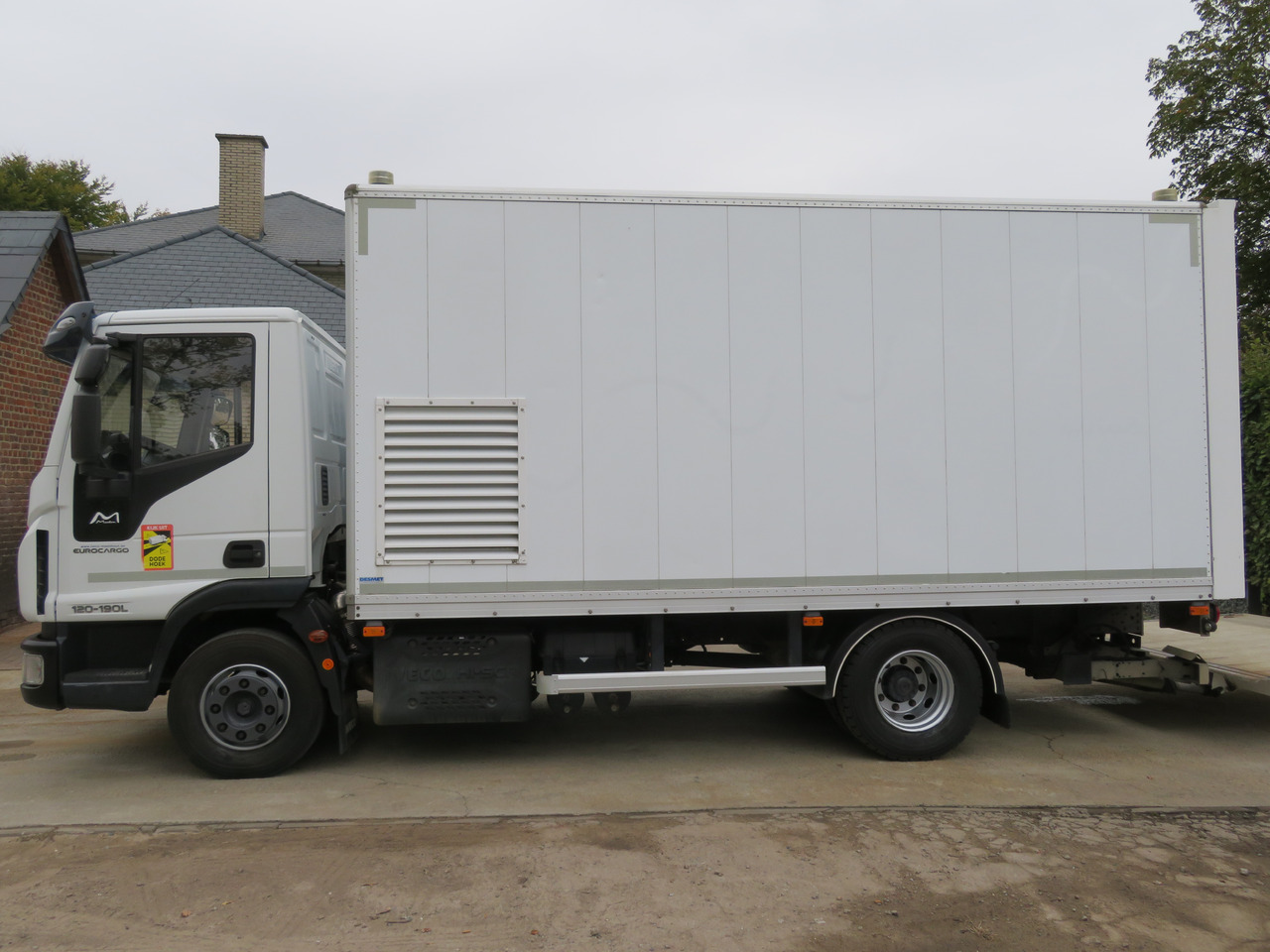 Iveco Eurocargo 120EL - 厢式卡车:图4 Iveco Eurocargo 120EL - 厢式卡车:图4