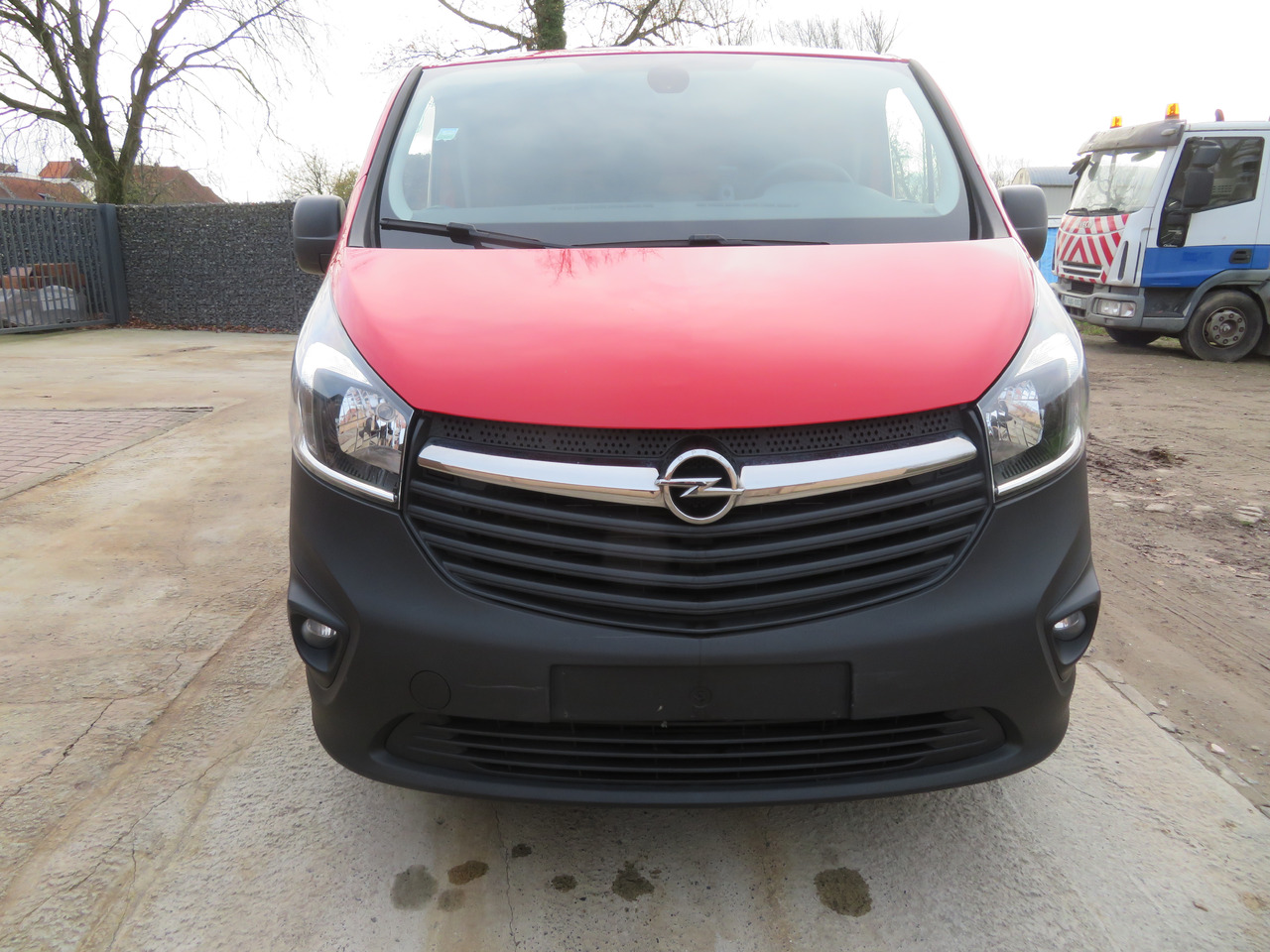 Opel Vivaro 1.6CDTI BI-Turbo - L1H1 - 紧凑型面包车:图2 Opel Vivaro 1.6CDTI BI-Turbo - L1H1 - 紧凑型面包车:图2