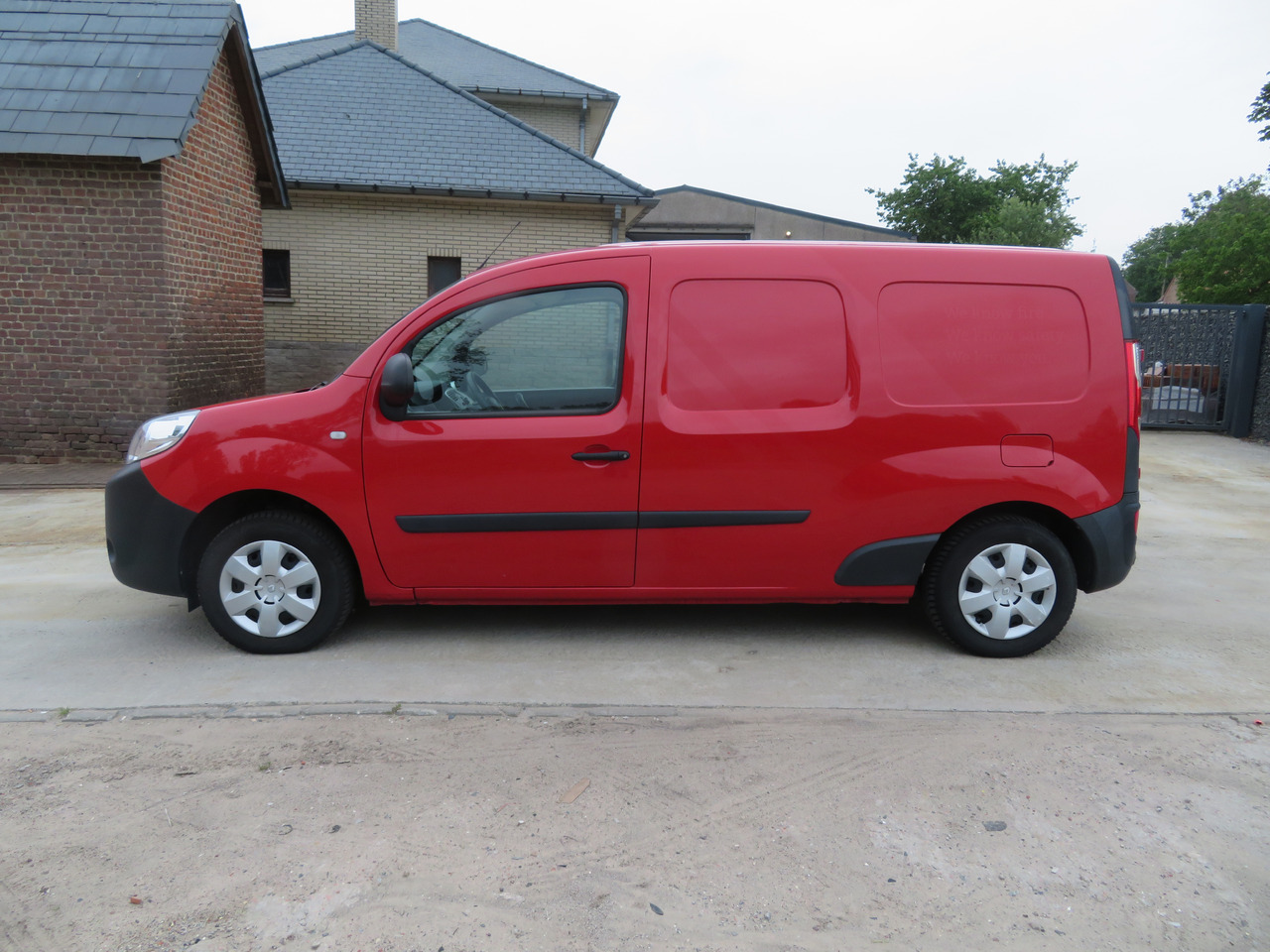 RENAULT Kangoo EXPRESS MAXI 1.5 dCi Grand Confort - 紧凑型面包车:图4 RENAULT Kangoo EXPRESS MAXI 1.5 dCi Grand Confort - 紧凑型面包车:图4