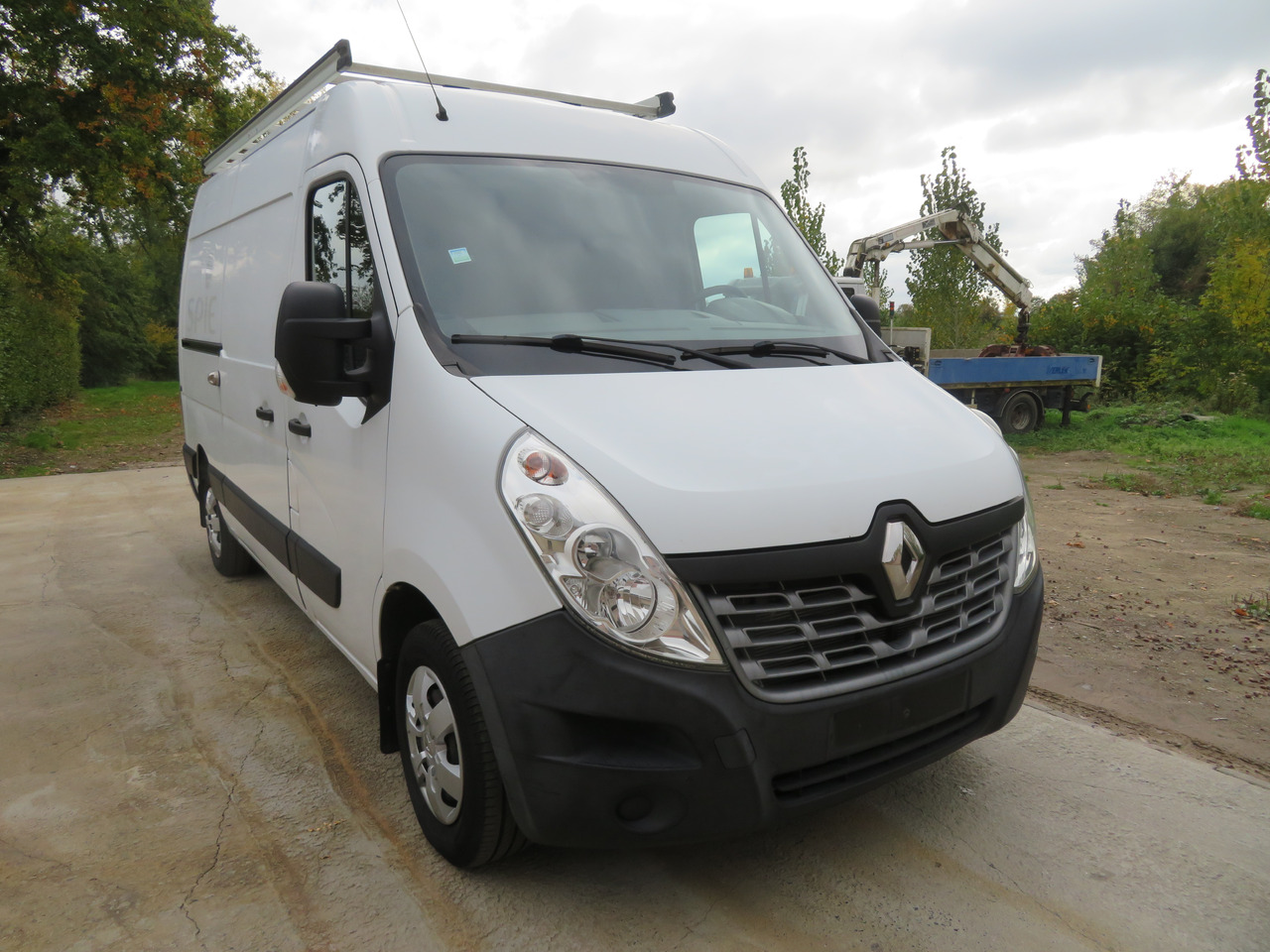 Renault Master 2.3dCi Grand Confort - L2H2 - 无侧窗厢式货车:图1 Renault Master 2.3dCi Grand Confort - L2H2 - 无侧窗厢式货车:图1