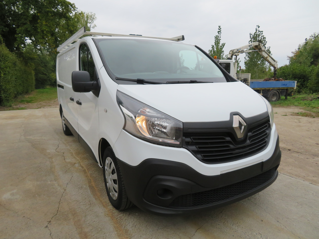 Renault Trafic 1.6dCi Grand Confort - L2H1 - 紧凑型面包车:图1 Renault Trafic 1.6dCi Grand Confort - L2H1 - 紧凑型面包车:图1
