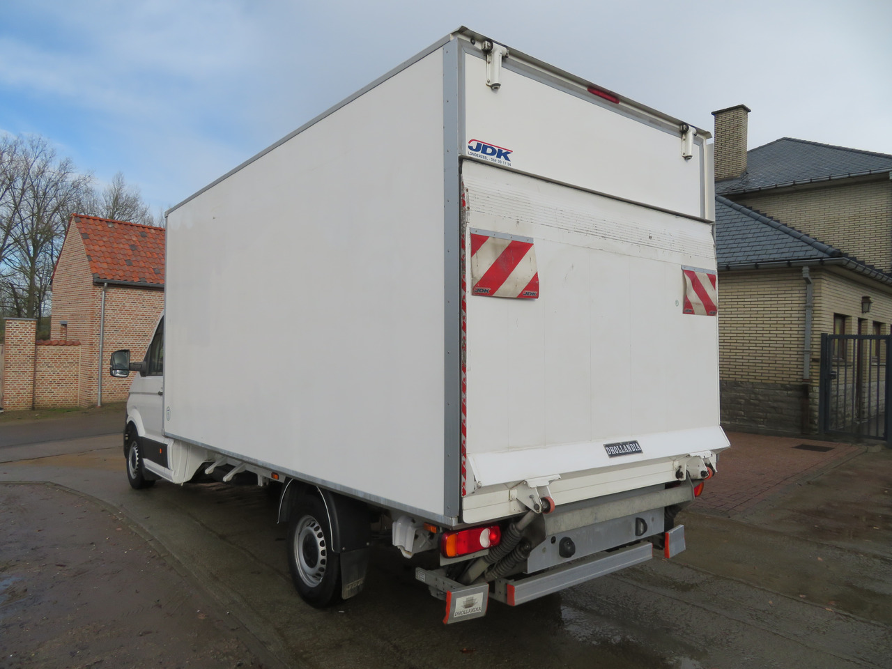 Volkswagen Crafter 2.0 CR TDi Bak Laadbrug L4 - 厢式货车:图5 Volkswagen Crafter 2.0 CR TDi Bak Laadbrug L4 - 厢式货车:图5