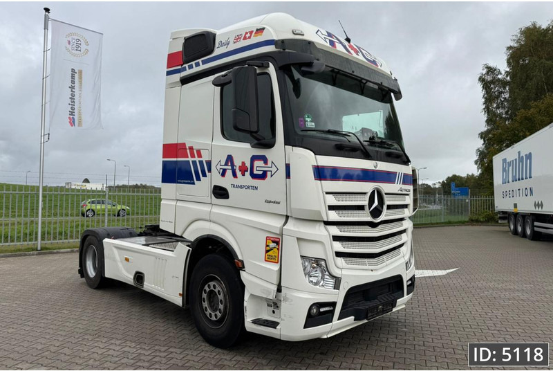 Mercedes-Benz Actros 1845 GigaSpace, Euro 6, / Fridge / 2 Tanks / 3 Pieces - 牵引车:图4 Mercedes-Benz Actros 1845 GigaSpace, Euro 6, / Fridge / 2 Tanks / 3 Pieces - 牵引车:图4