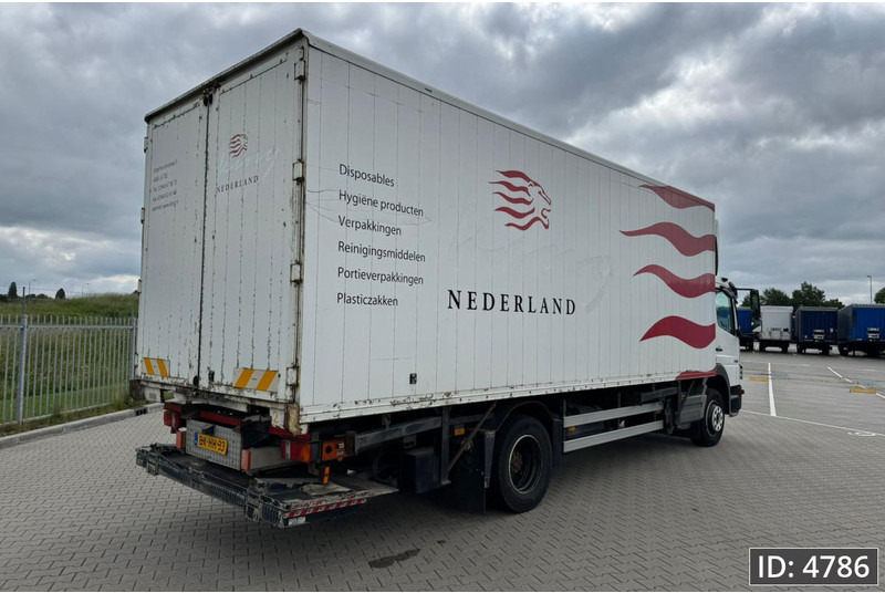 Mercedes-Benz Atego 1318 Day Cab, Euro 5, BDF / EPS automatic / DHOLLANDIA 2000KG - 集装箱运输车/ 可拆卸车身的卡车:图3 Mercedes-Benz Atego 1318 Day Cab, Euro 5, BDF / EPS automatic / DHOLLANDIA 2000KG - 集装箱运输车/ 可拆卸车身的卡车:图3