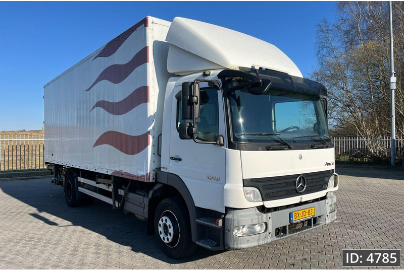 Mercedes-Benz Atego 1318 Day Cab, Euro 5, BDF / EPS automatic / DHOLLANDIA 2000KG - 集装箱运输车/ 可拆卸车身的卡车:图4 Mercedes-Benz Atego 1318 Day Cab, Euro 5, BDF / EPS automatic / DHOLLANDIA 2000KG - 集装箱运输车/ 可拆卸车身的卡车:图4