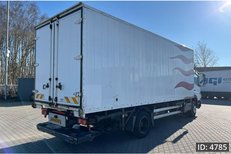 Mercedes-Benz Atego 1318 Day Cab, Euro 5, BDF / EPS automatic / DHOLLANDIA 2000KG - 集装箱运输车/ 可拆卸车身的卡车:图3 Mercedes-Benz Atego 1318 Day Cab, Euro 5, BDF / EPS automatic / DHOLLANDIA 2000KG - 集装箱运输车/ 可拆卸车身的卡车:图3