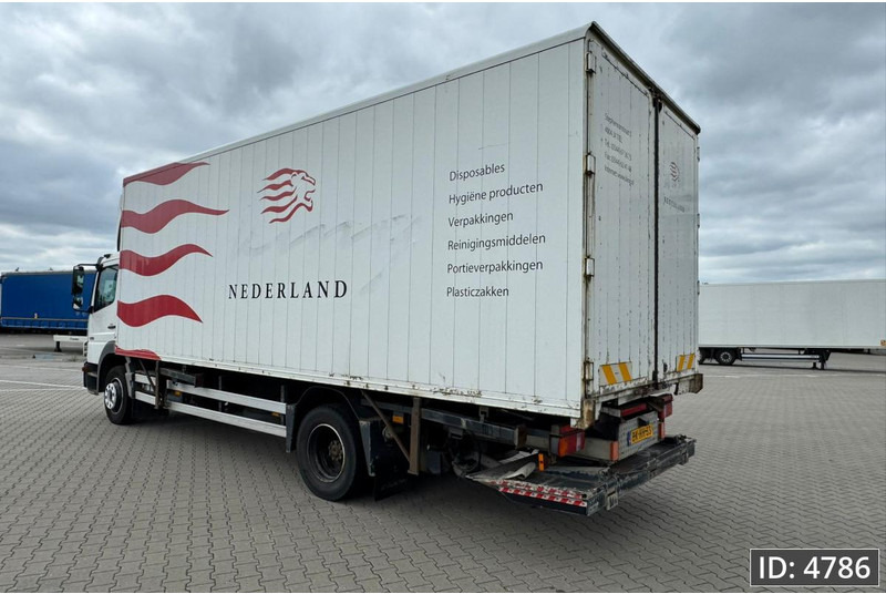 Mercedes-Benz Atego 1318 Day Cab, Euro 5, BDF / EPS automatic / DHOLLANDIA 2000KG - 集装箱运输车/ 可拆卸车身的卡车:图2 Mercedes-Benz Atego 1318 Day Cab, Euro 5, BDF / EPS automatic / DHOLLANDIA 2000KG - 集装箱运输车/ 可拆卸车身的卡车:图2