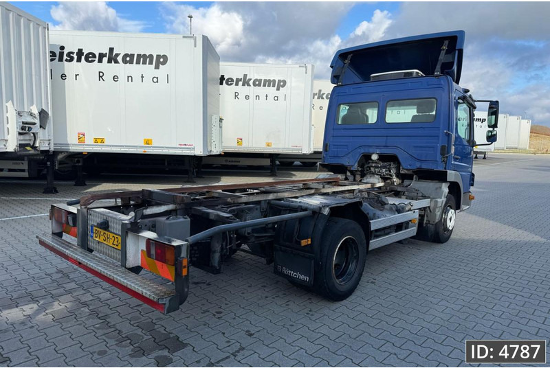Mercedes-Benz Atego 816 Day Cab, Euro 5, BDF / EPS automatic / standklima / Hydraulic system - 集装箱运输车/ 可拆卸车身的卡车:图5 Mercedes-Benz Atego 816 Day Cab, Euro 5, BDF / EPS automatic / standklima / Hydraulic system - 集装箱运输车/ 可拆卸车身的卡车:图5
