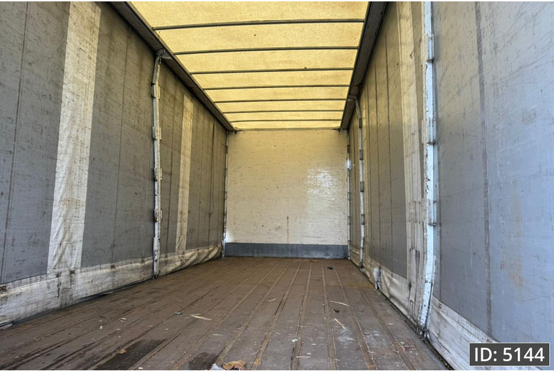 Scania P230 Day Cab, Euro 5, / Manual / 750x248x260 / DHOLLANDIA - 侧帘卡车:图5 Scania P230 Day Cab, Euro 5, / Manual / 750x248x260 / DHOLLANDIA - 侧帘卡车:图5