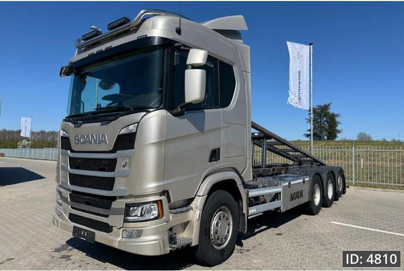 Scania R540 Topline, Euro 6, / 8x4 / BDF / Tipper / Steering axle, Intarder - 集装箱运输车/ 可拆卸车身的卡车:图1 Scania R540 Topline, Euro 6, / 8x4 / BDF / Tipper / Steering axle, Intarder - 集装箱运输车/ 可拆卸车身的卡车:图1