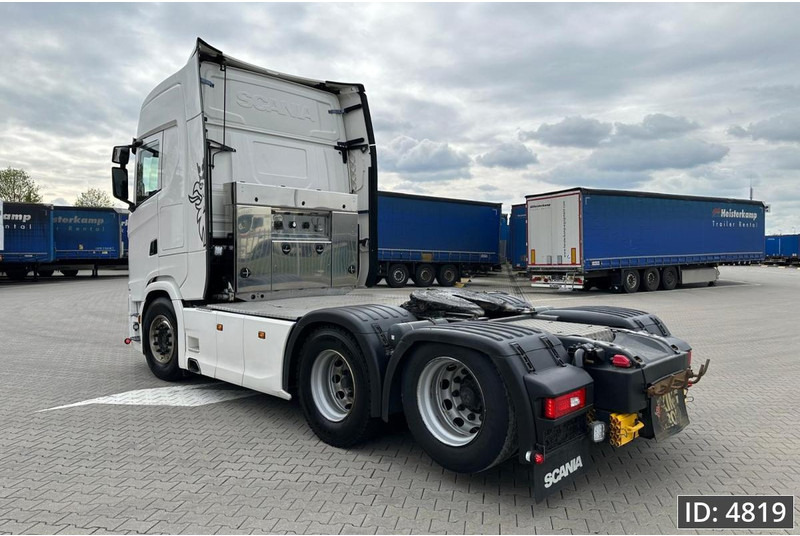 Scania S650 Topline, Euro 6, 6x2 / Retarder / Standklima / PTO / Leather / Sliding 5th wheel, Intarder - 牵引车:图4 Scania S650 Topline, Euro 6, 6x2 / Retarder / Standklima / PTO / Leather / Sliding 5th wheel, Intarder - 牵引车:图4