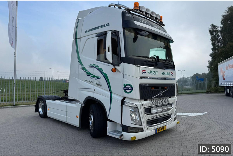 Volvo FH 460 Globetrotter XL, Euro 6, / Like new! / Special interior / Standklima / 2 Tanks - 牵引车:图4 Volvo FH 460 Globetrotter XL, Euro 6, / Like new! / Special interior / Standklima / 2 Tanks - 牵引车:图4
