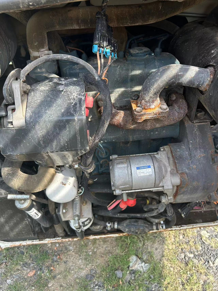 BOBCAT S70 Skid Steer Loader Click for Discount - 滑移装载机:图4 BOBCAT S70 Skid Steer Loader Click for Discount - 滑移装载机:图4