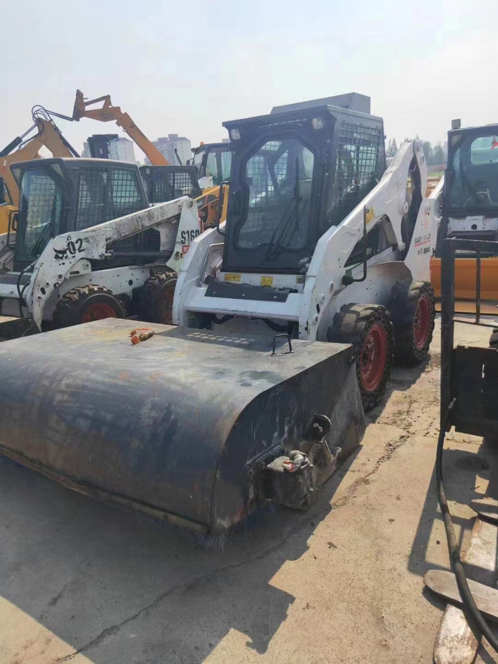 BOBCAT Skid Steer Loader S18 - 滑移装载机:图1 BOBCAT Skid Steer Loader S18 - 滑移装载机:图1