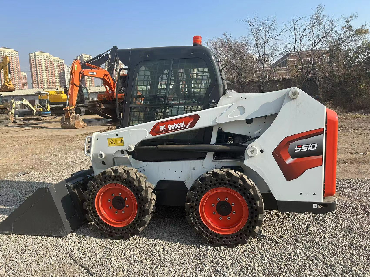 BOBCAT Skid Steer Loader S510 - 建筑机械:图2 BOBCAT Skid Steer Loader S510 - 建筑机械:图2