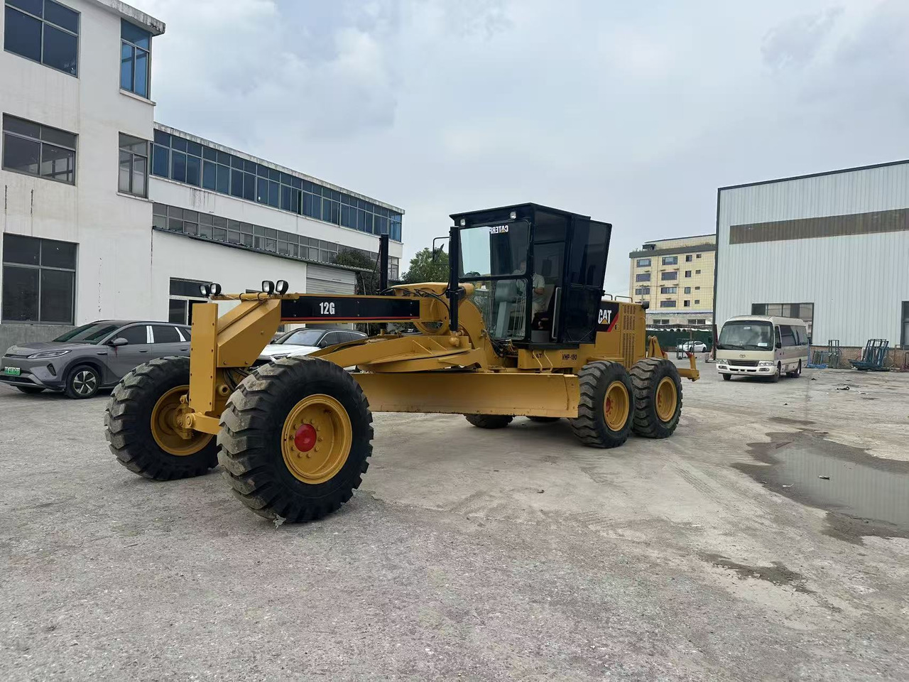 CATERPILLAR 12G CAT Grader - 平路机:图1 CATERPILLAR 12G CAT Grader - 平路机:图1