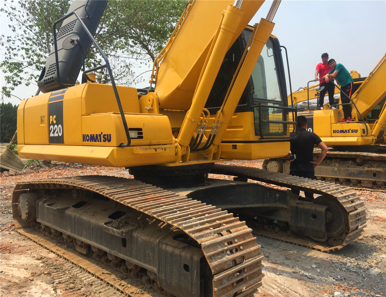 CATERPILLAR Crawler Excavator PC 220 - 履带式挖掘机:图2 CATERPILLAR Crawler Excavator PC 220 - 履带式挖掘机:图2