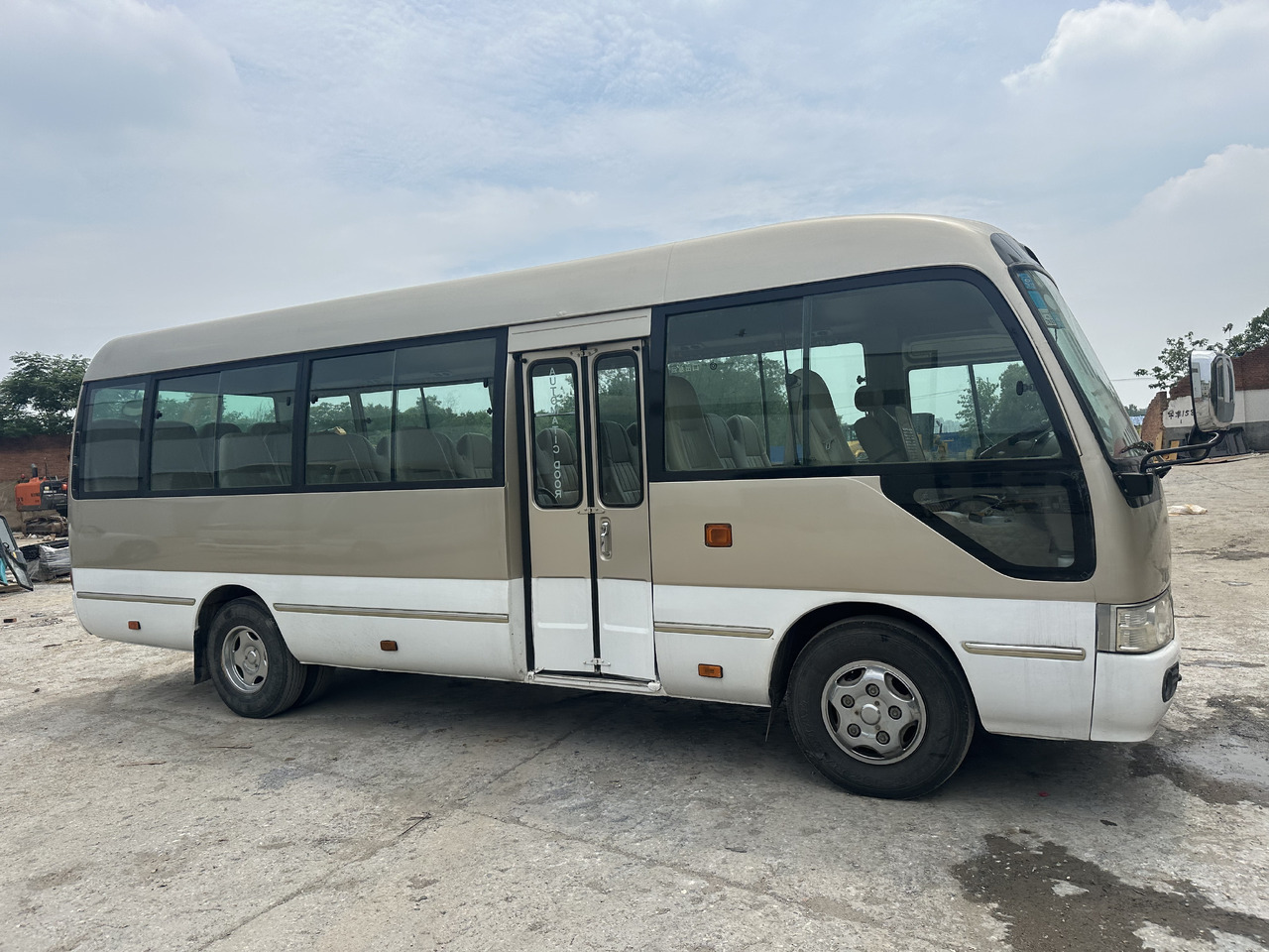 Coaster Instant Discount Don’t Miss - 城市巴士:图2 Coaster Instant Discount Don’t Miss - 城市巴士:图2