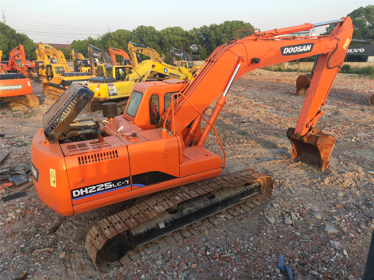 DOOSAN Crawler excavator - 履带式挖掘机:图1 DOOSAN Crawler excavator - 履带式挖掘机:图1