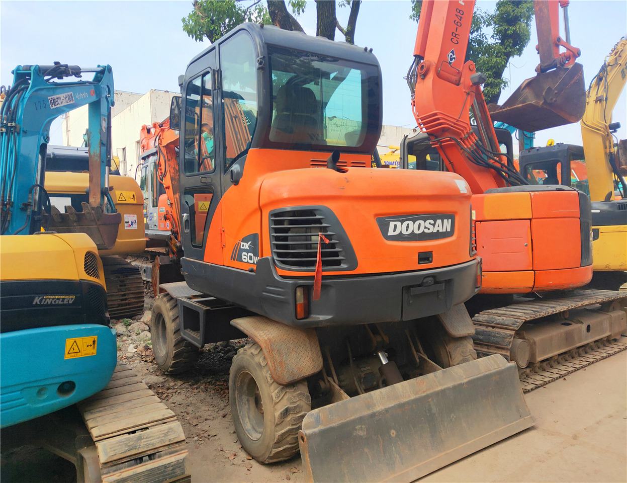 DOOSAN Mini Excavator DX60W Click Here for Discount - 小型挖掘机:图2 DOOSAN Mini Excavator DX60W Click Here for Discount - 小型挖掘机:图2