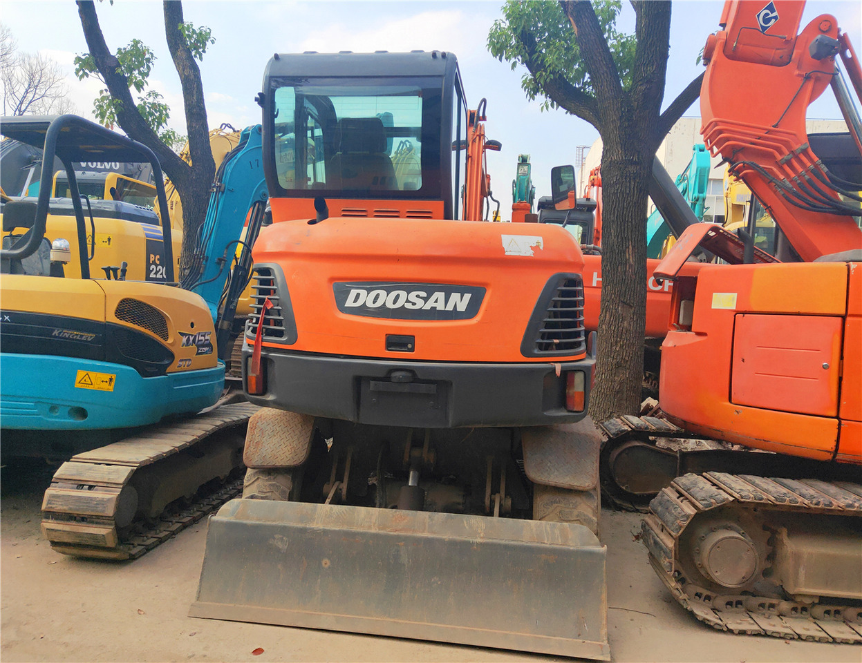 DOOSAN Mini Excavator DX60W Click Here for Discount - 小型挖掘机:图3 DOOSAN Mini Excavator DX60W Click Here for Discount - 小型挖掘机:图3
