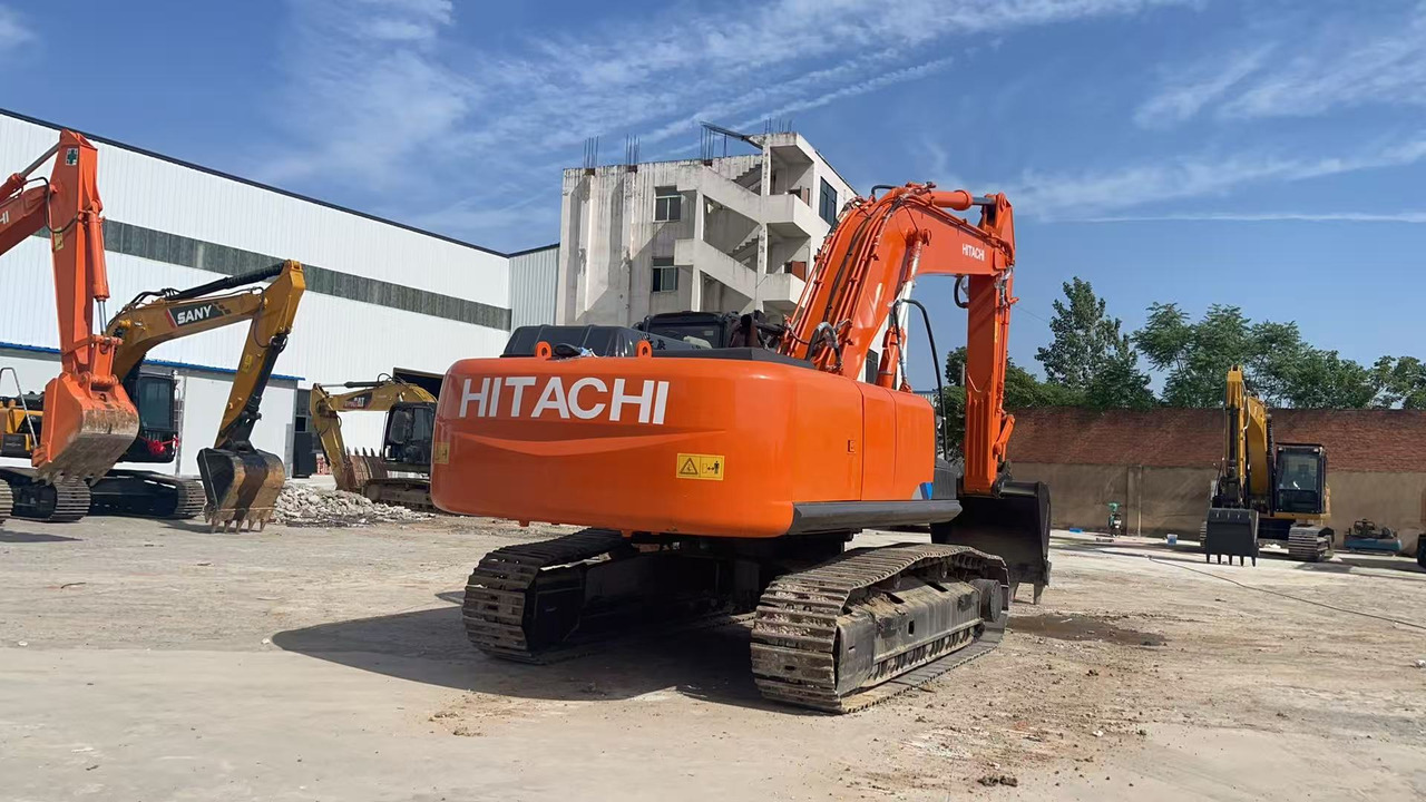 HITACHI ZX350-3G Excavator | Zero Final Drive Issues | New Undercarriage | Super Clean - 挖掘机:图5 HITACHI ZX350-3G Excavator | Zero Final Drive Issues | New Undercarriage | Super Clean - 挖掘机:图5