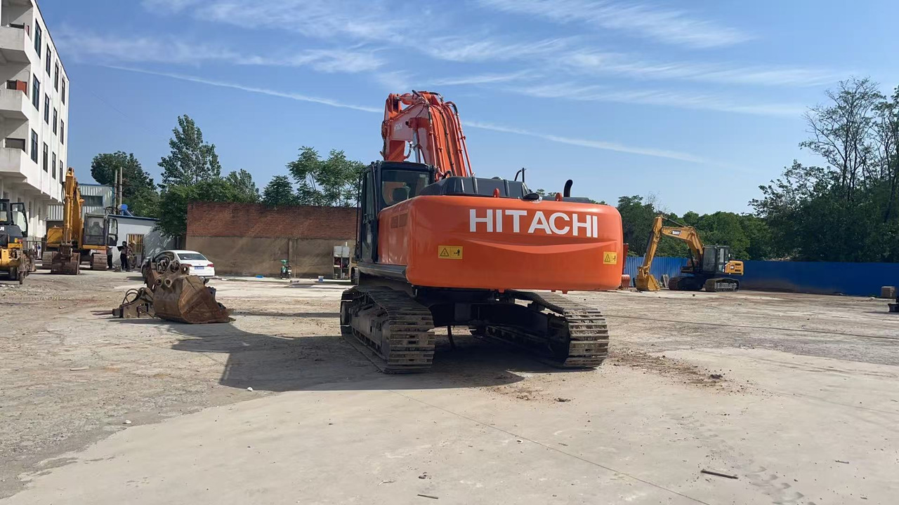 HITACHI ZX350-3G Excavator | Zero Final Drive Issues | New Undercarriage | Super Clean - 挖掘机:图4 HITACHI ZX350-3G Excavator | Zero Final Drive Issues | New Undercarriage | Super Clean - 挖掘机:图4