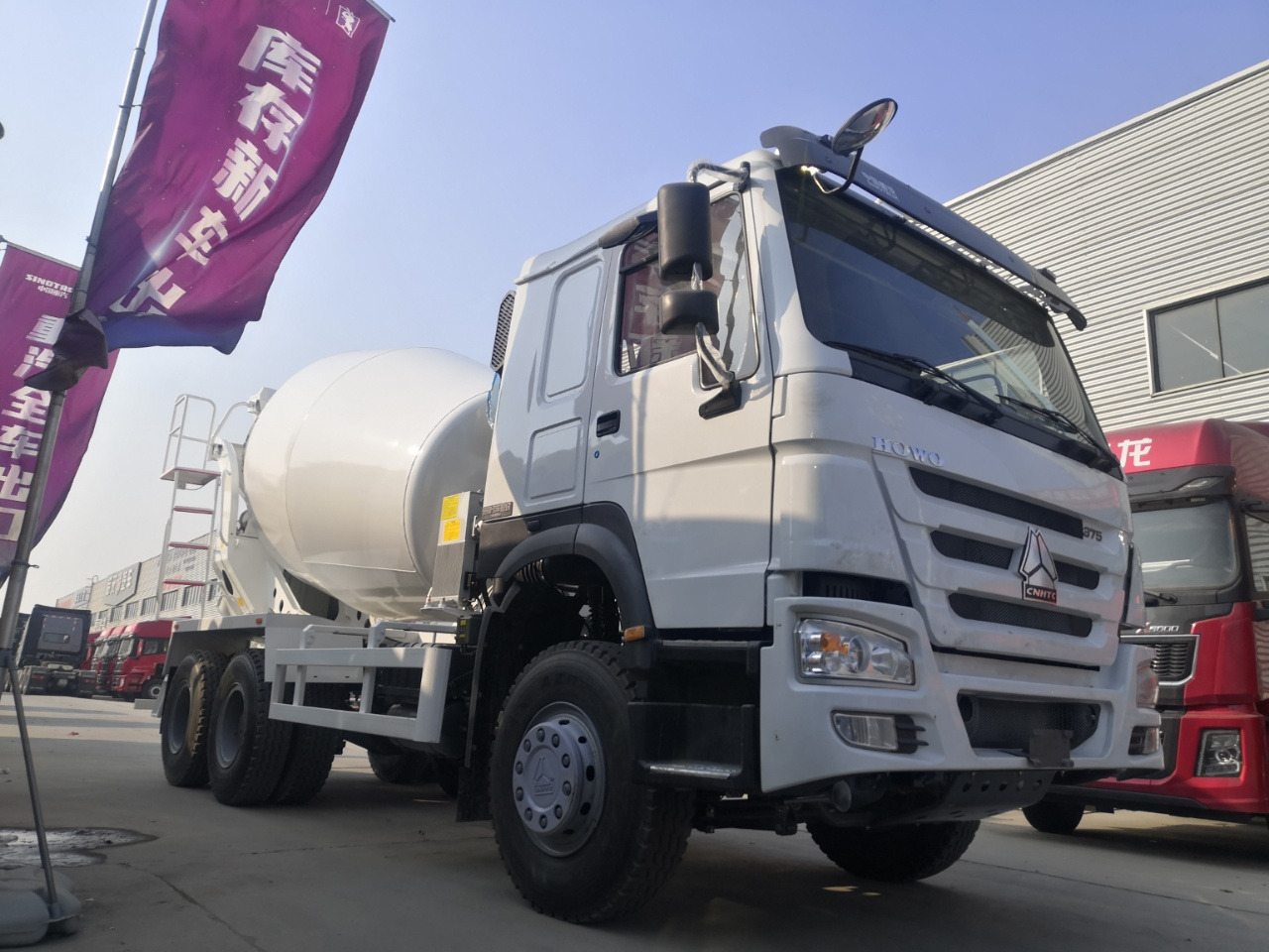 HOWO 10Cube Cement Mixer Truck 6*4 Click Here for Discount - 混凝土搅拌车:图1 HOWO 10Cube Cement Mixer Truck 6*4 Click Here for Discount - 混凝土搅拌车:图1